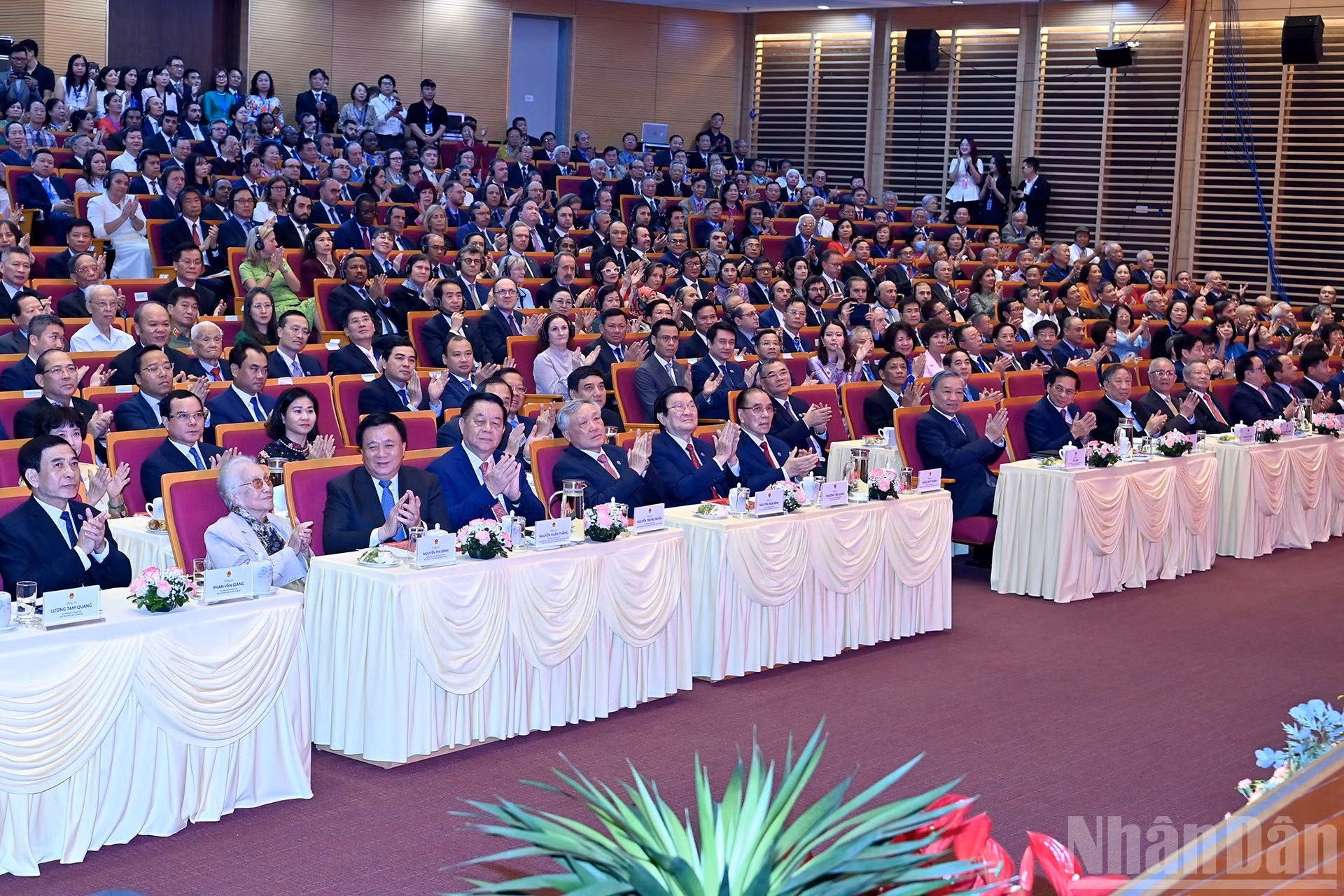 Asistentes a la cita.