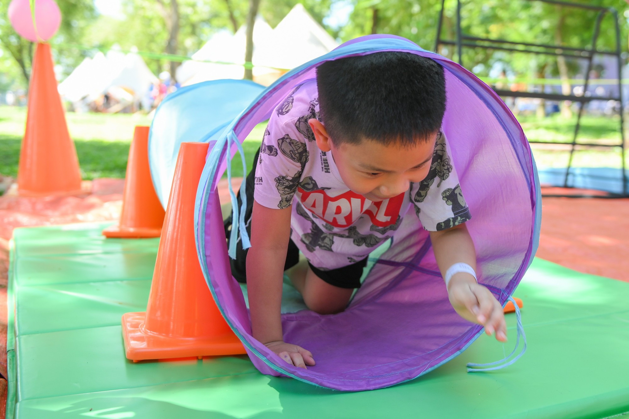 Diversos juegos físicos mejoran la destreza de los niños.