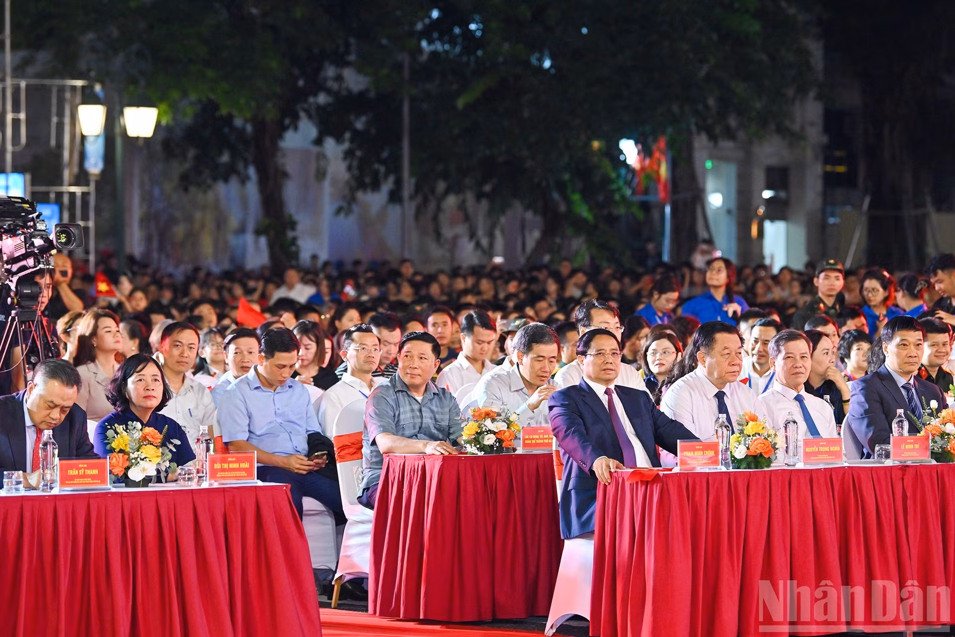 Asistentes a la cita.