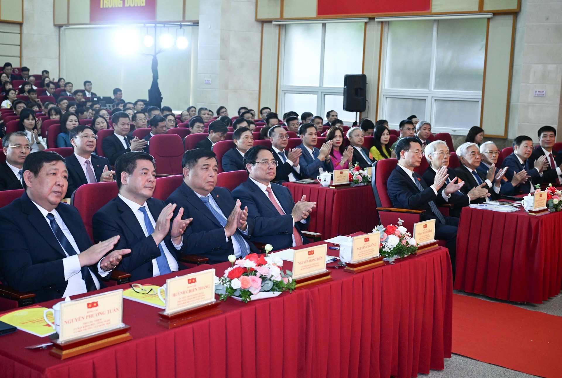 Asistentes a la reunión.