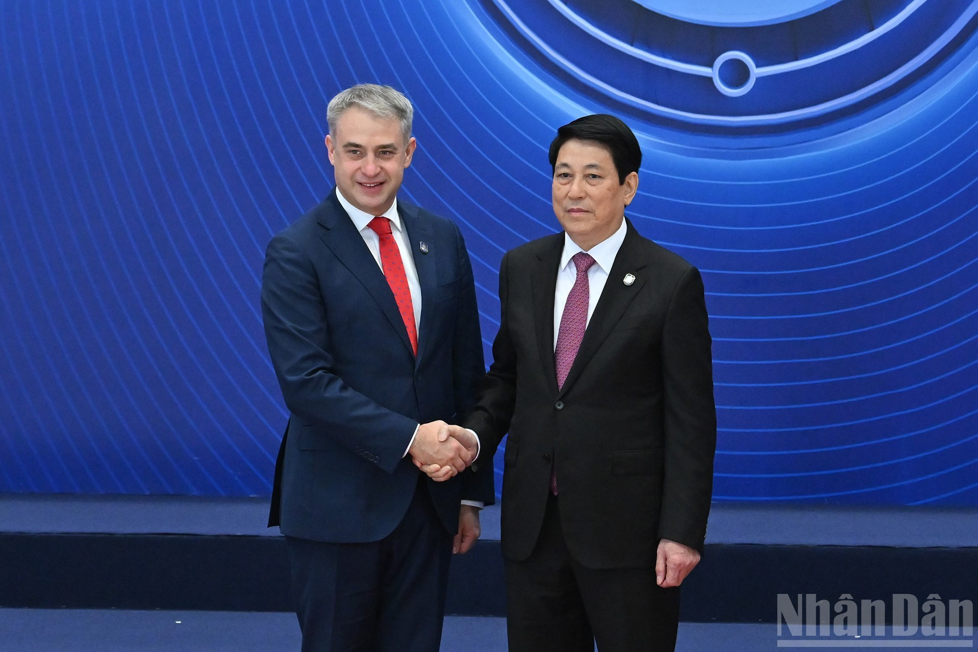 El presidente Luong Cuong recibe al viceprimer ministro y ministro de Asuntos Digitales de Polonia. El presidente Luong Cuong recibe al viceprimer ministro y ministro de Asuntos Digitales de Polonia.