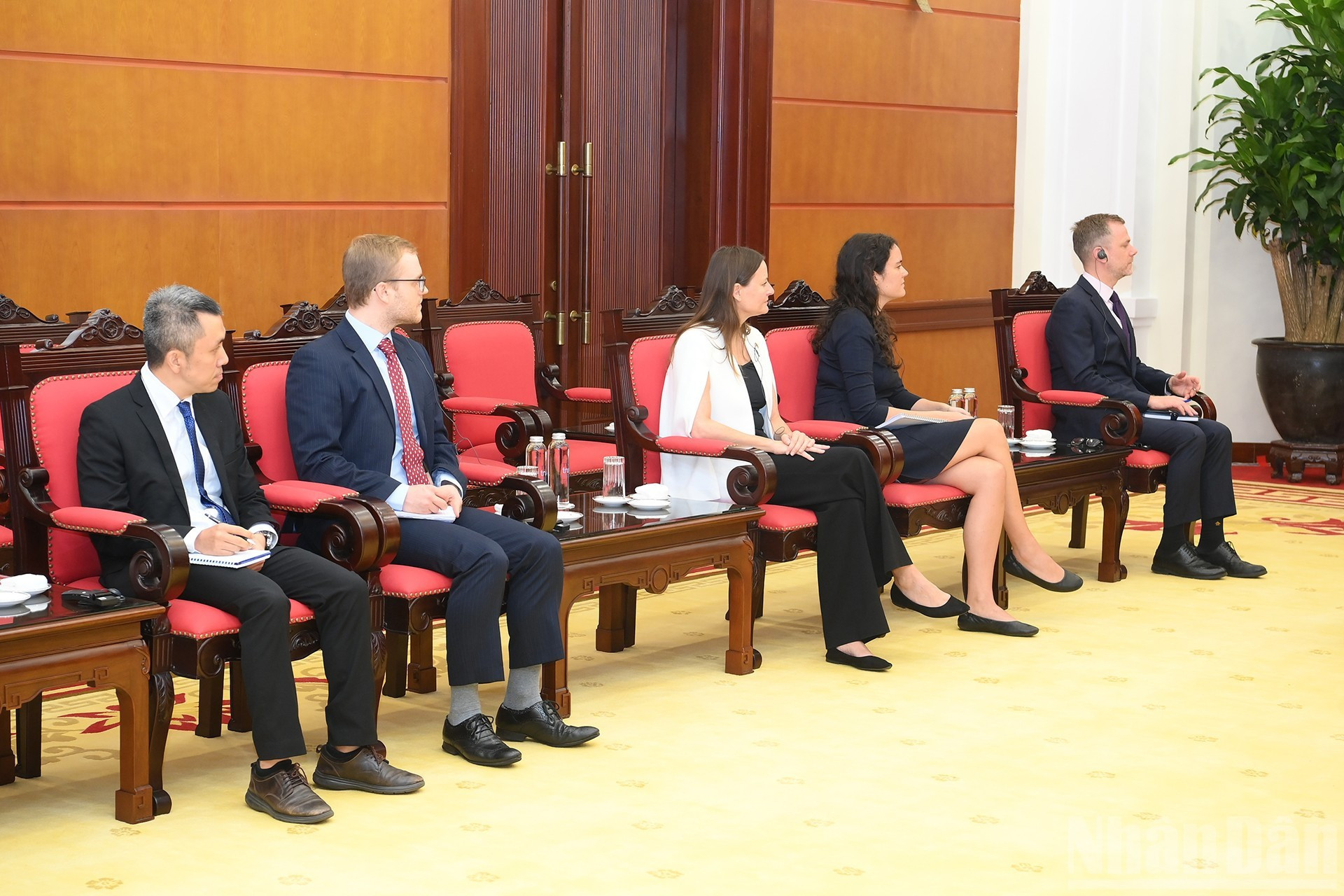 La delegación de Reino Unido en la cita.