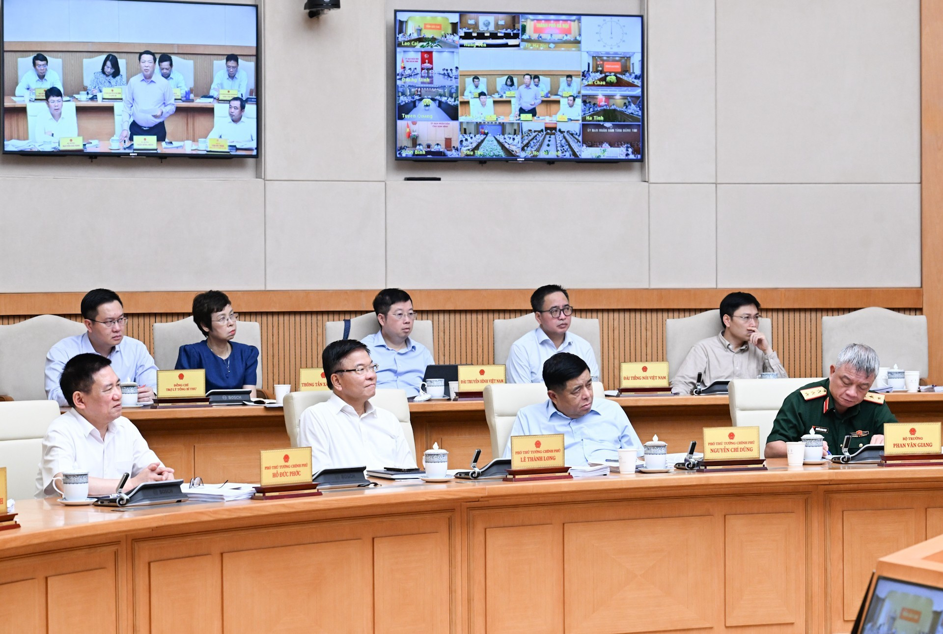 Asistentes a la cita.