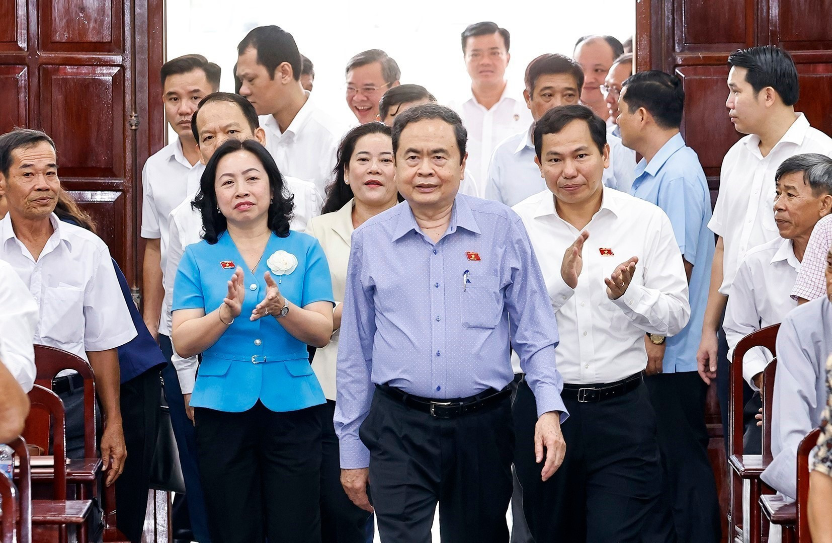 El presidente de la Asamblea Nacional de Vietnam, Tran Thanh Man, asiste al evento.