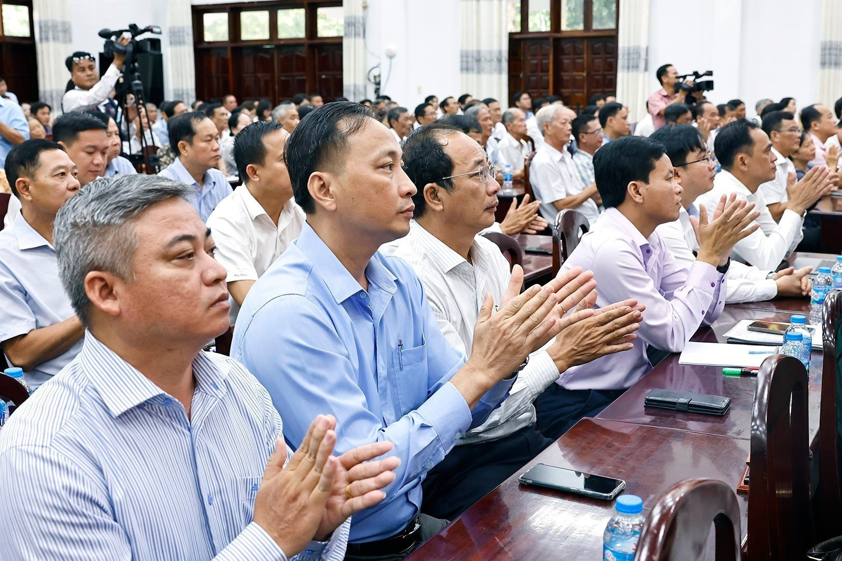 Votantes de Can Tho en el evento.