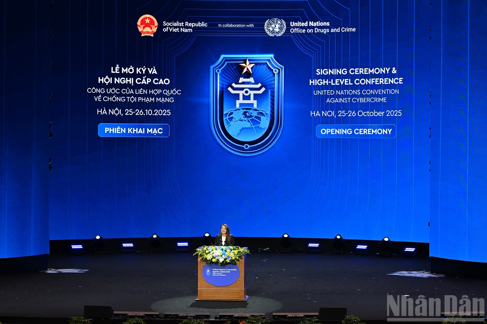 La directora ejecutiva de la Oficina de las Naciones Unidas contra la Droga y el Delito (UNODC), Ghada Waly, habla en la ceremonia. La directora ejecutiva de la Oficina de las Naciones Unidas contra la Droga y el Delito (UNODC), Ghada Waly, habla en la ceremonia.