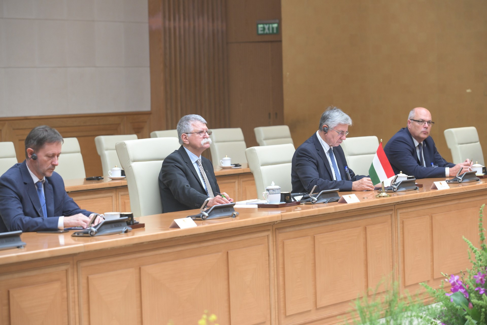 La delegación del Parlamento húngaro.