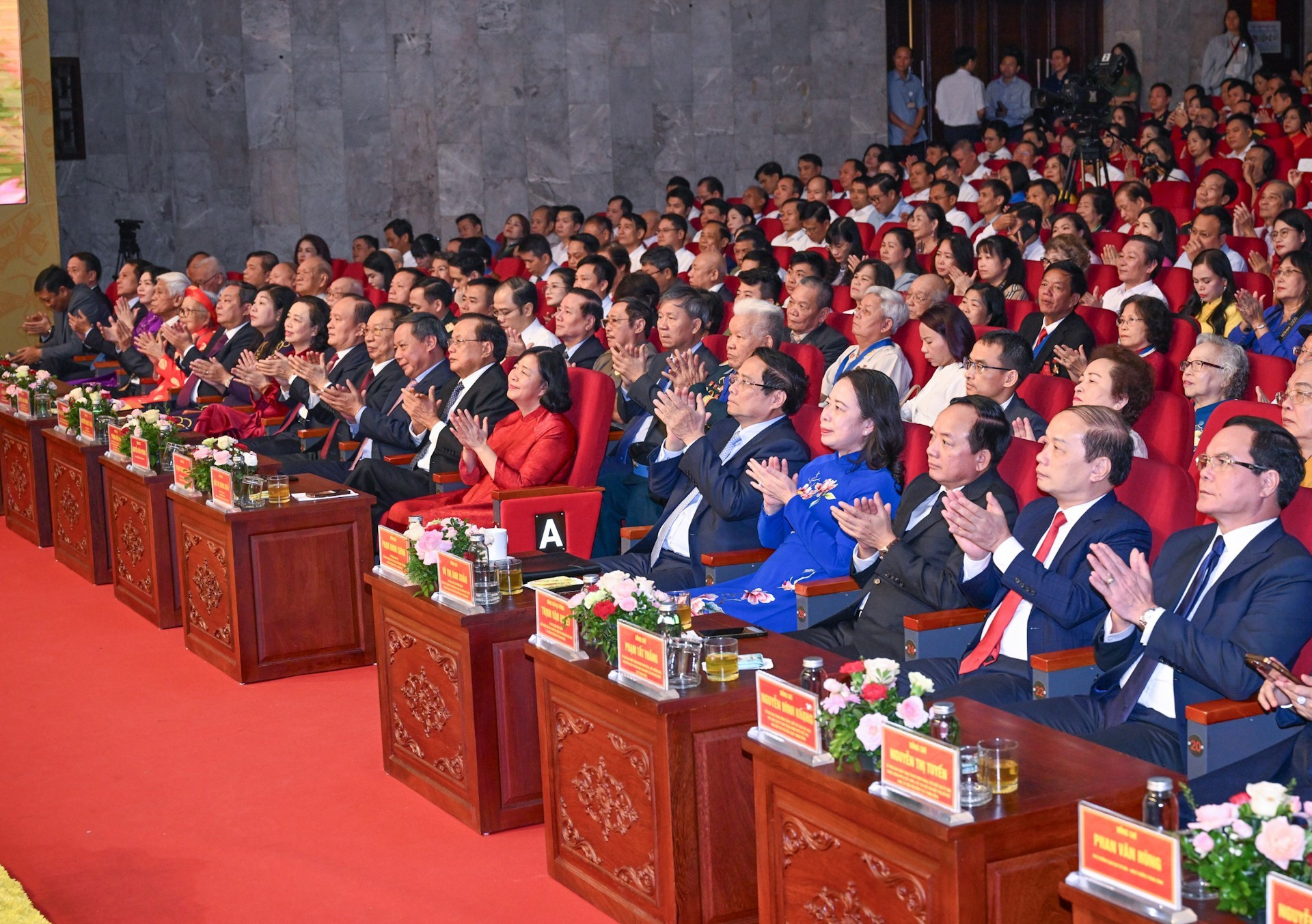 Asistentes a la cita.