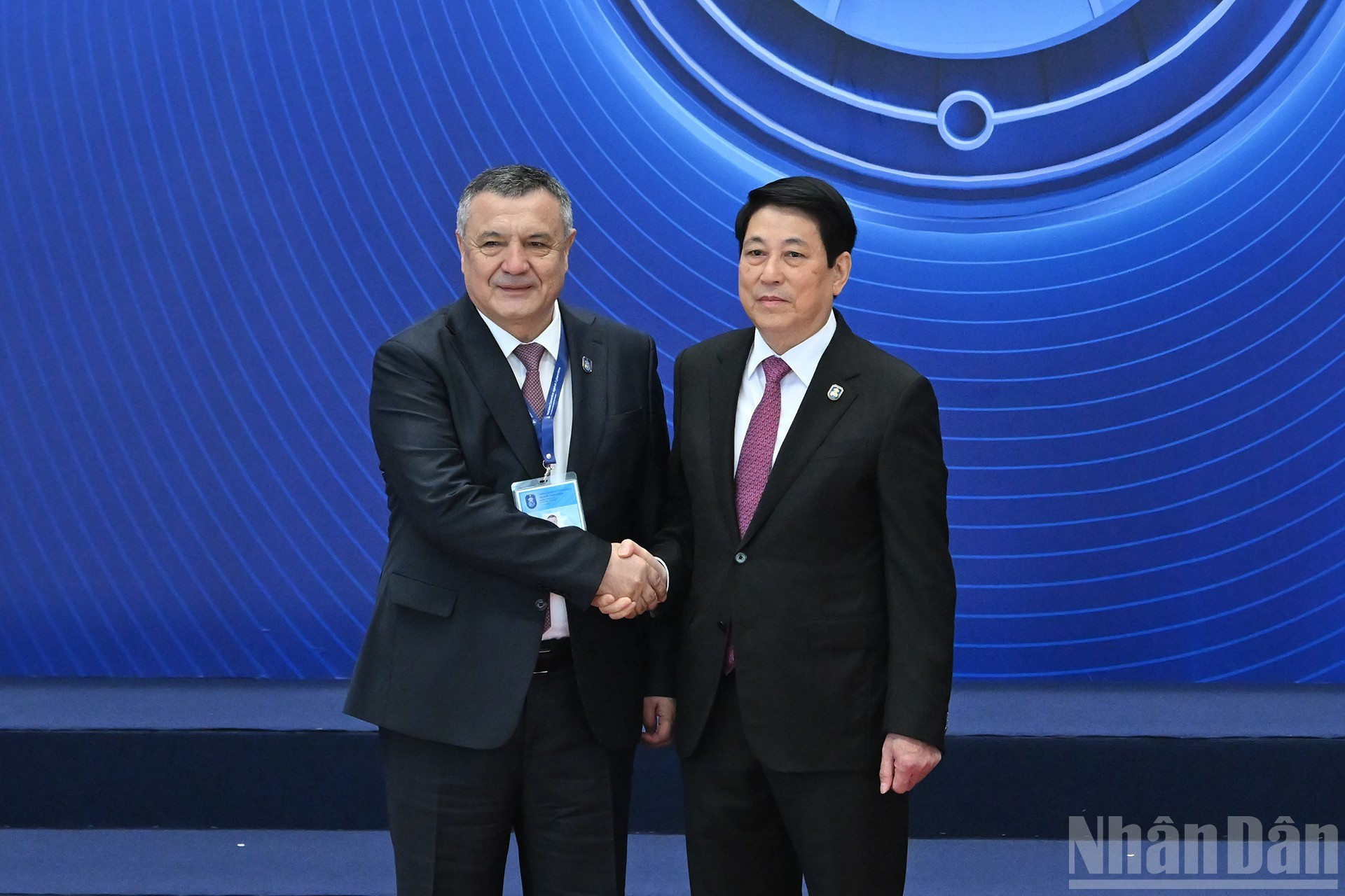 El presidente de la Cámara de Representantes de Uzbekistán en el evento. El presidente de la Cámara de Representantes de Uzbekistán en el evento.