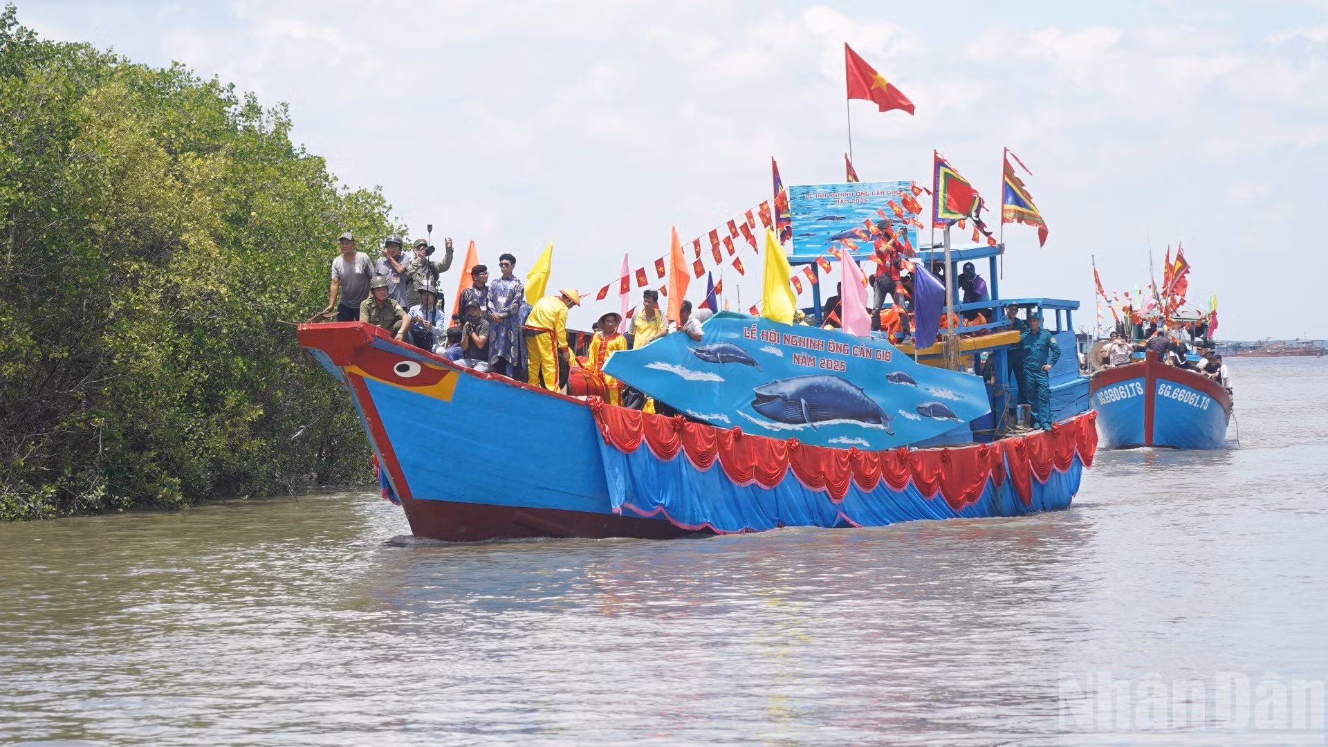 Impresionante Festival Nghinh Ong de Can Gio en Vietnam