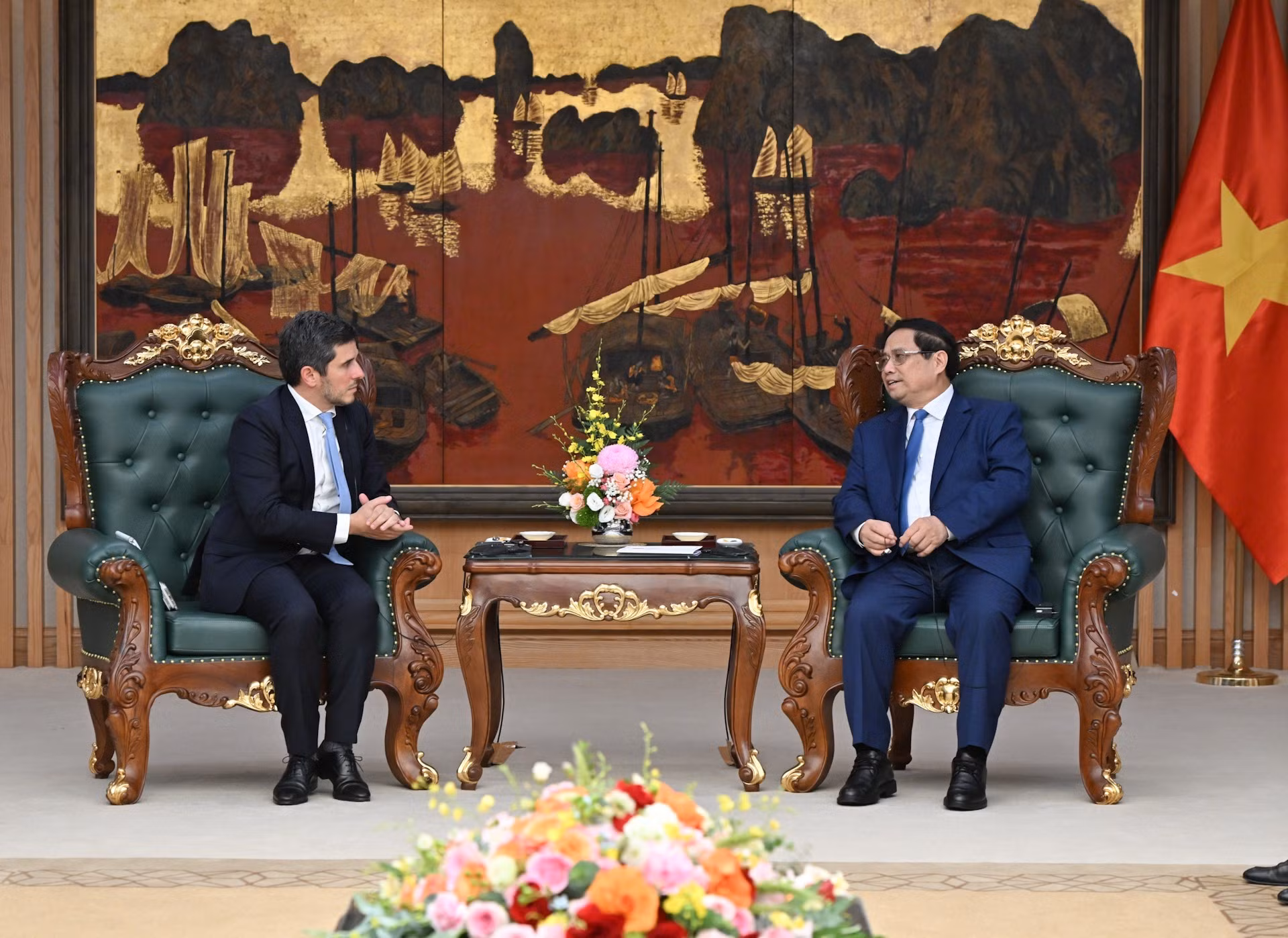 Minh Chinh y Gerald Toledano.