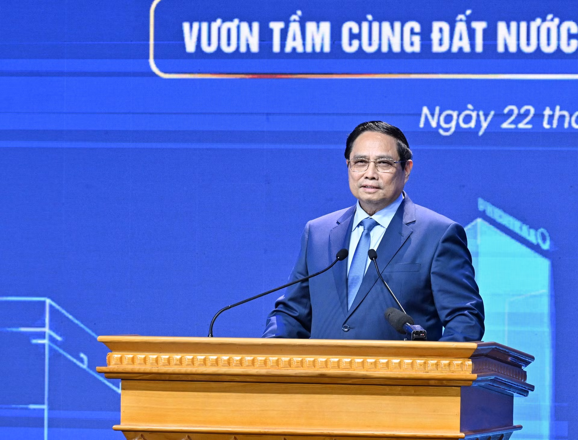 El jefe de Gobierno habla en el evento.