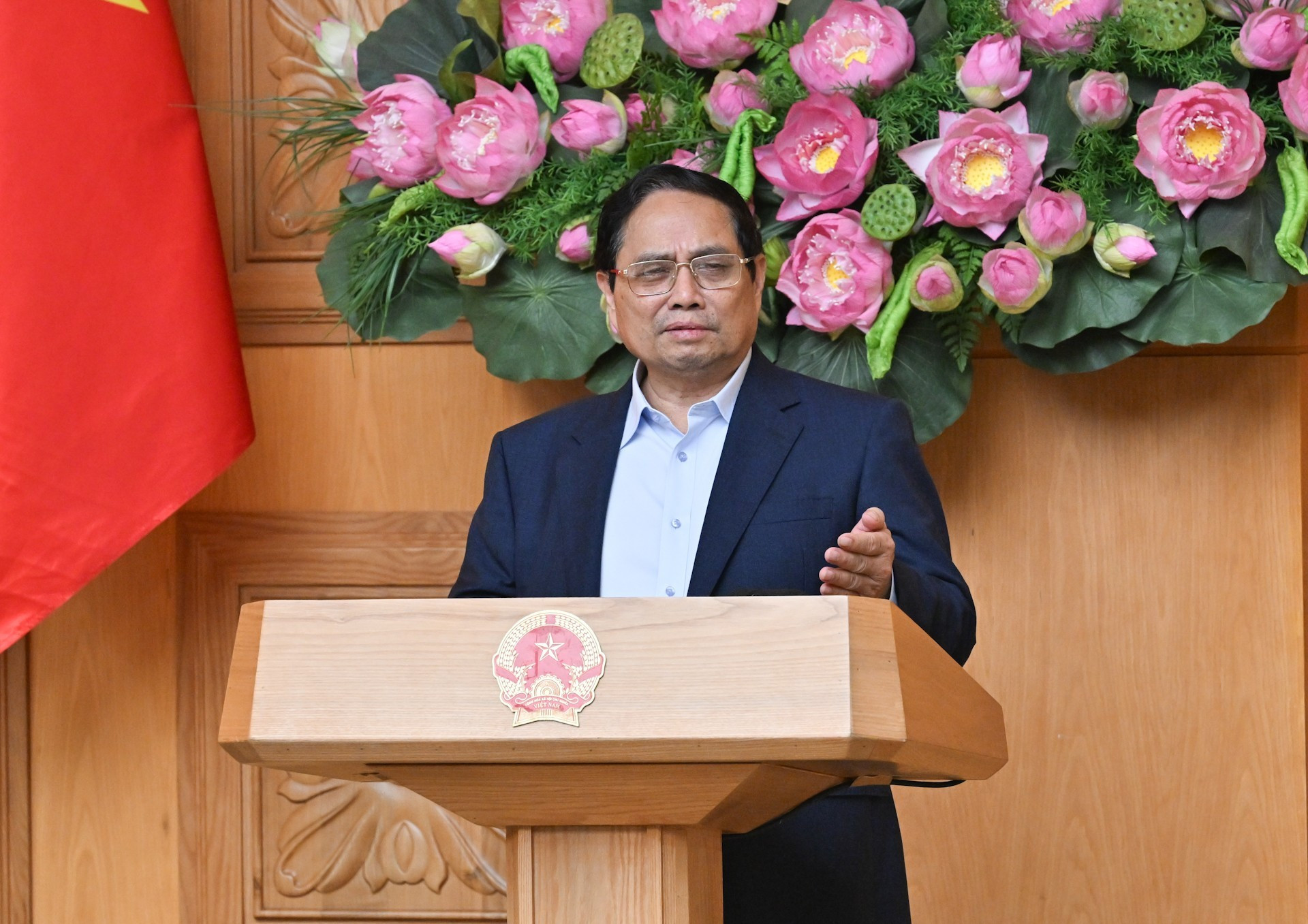 El primer ministro de Vietnam, Pham Minh Chinh, quien también jefe del Comité Directivo, habla en el evento.