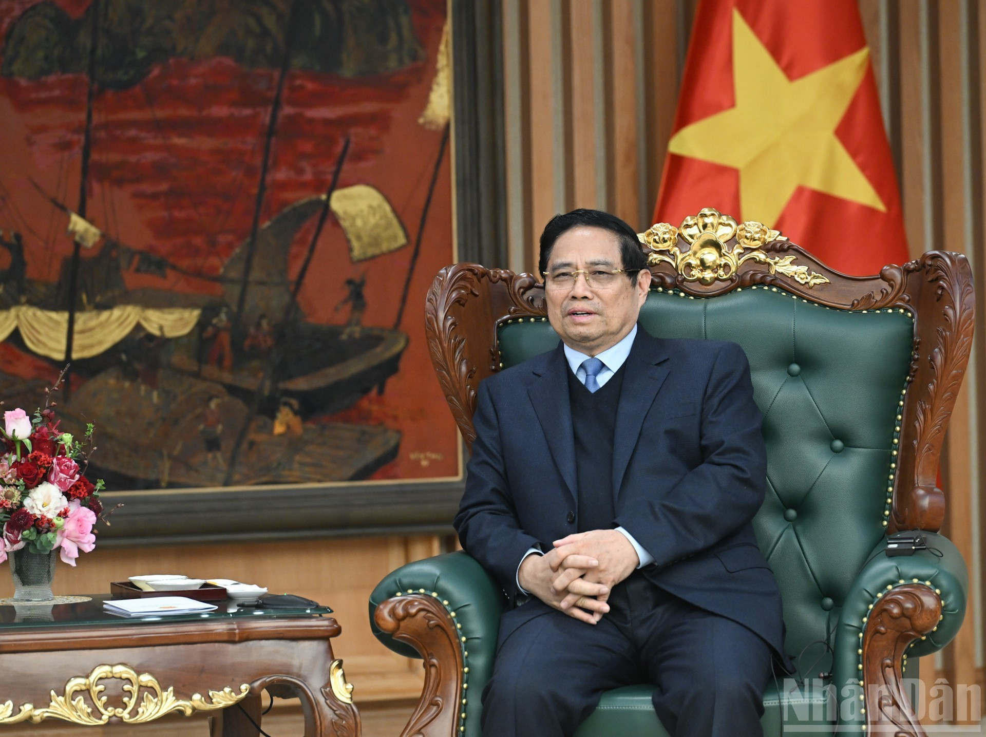 Minh Chinh habla en el evento.