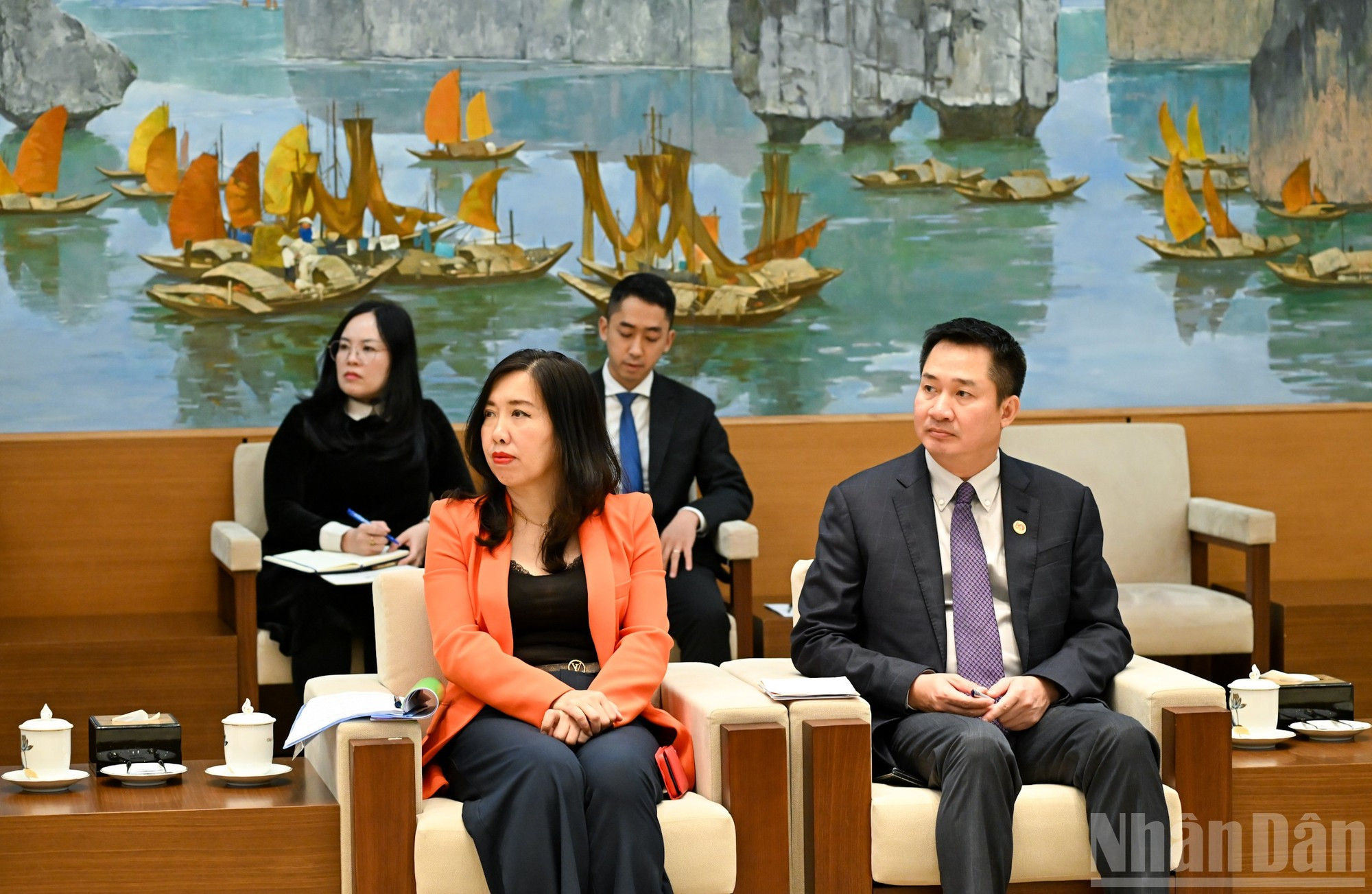 Delegados vietnamitas en el evento.