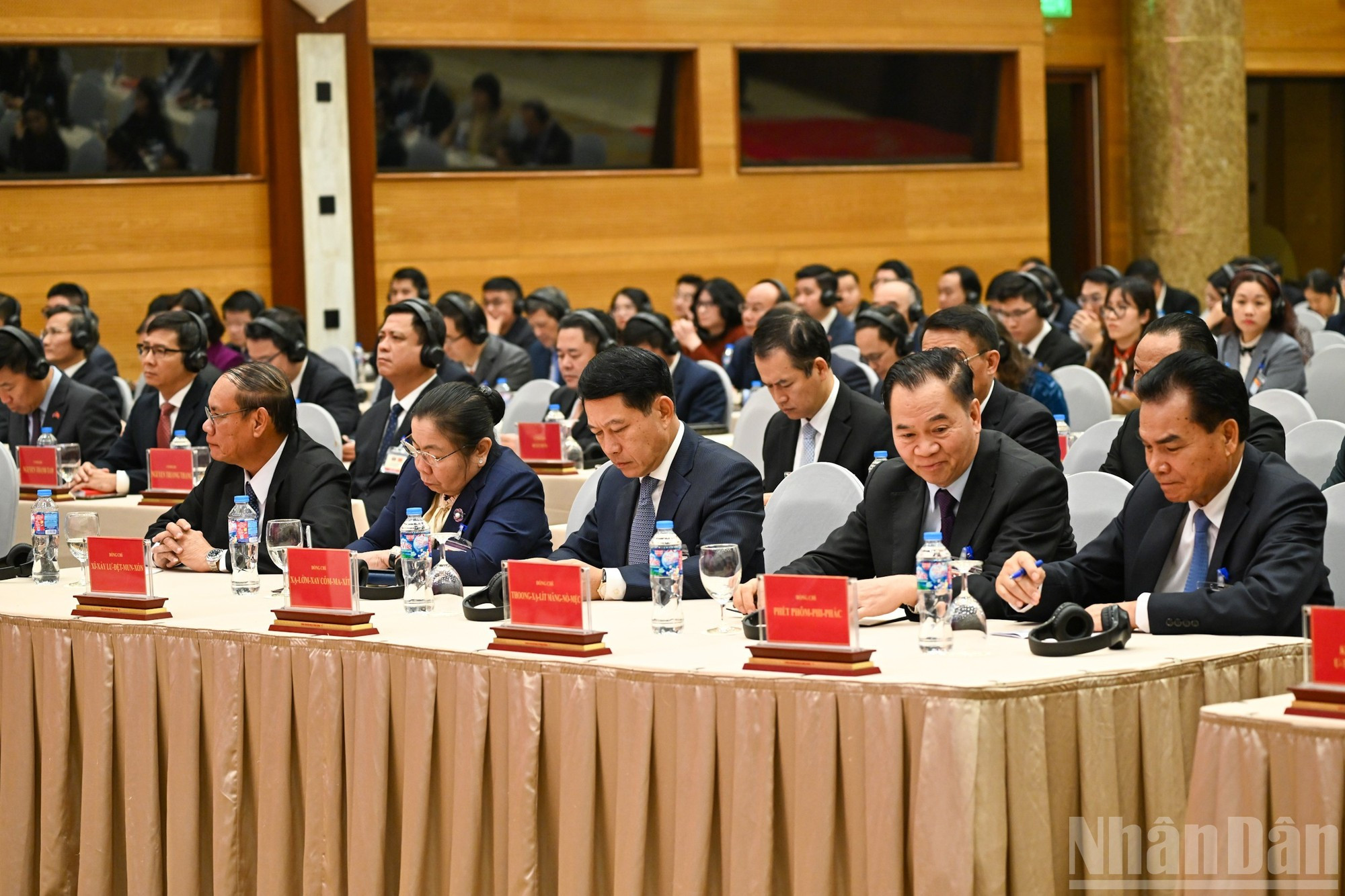 Delegados laosianos en el evento.