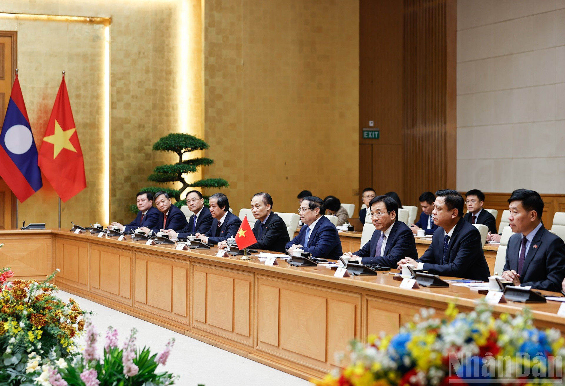 Asistentes vietnamitas en el evento.