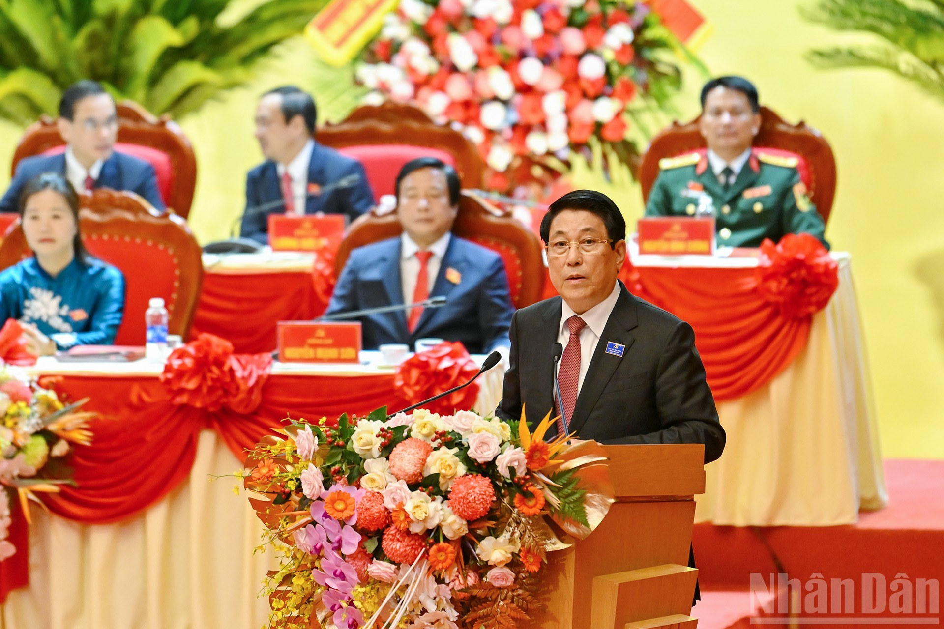 El presidente de Vietnam, Luong Cuong, habla en la cita. El presidente de Vietnam, Luong Cuong, habla en la cita.