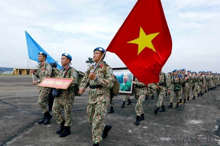 El segundo equipo de ingenieros de Vietnam parte del país para unirse a la Fuerza Provisional de Seguridad de las Naciones Unidas para Abyei (UNISFA), agosto de 2023. El segundo equipo de ingenieros de Vietnam parte del país para unirse a la Fuerza Provisional de Seguridad de las Naciones Unidas para Abyei (UNISFA), agosto de 2023.