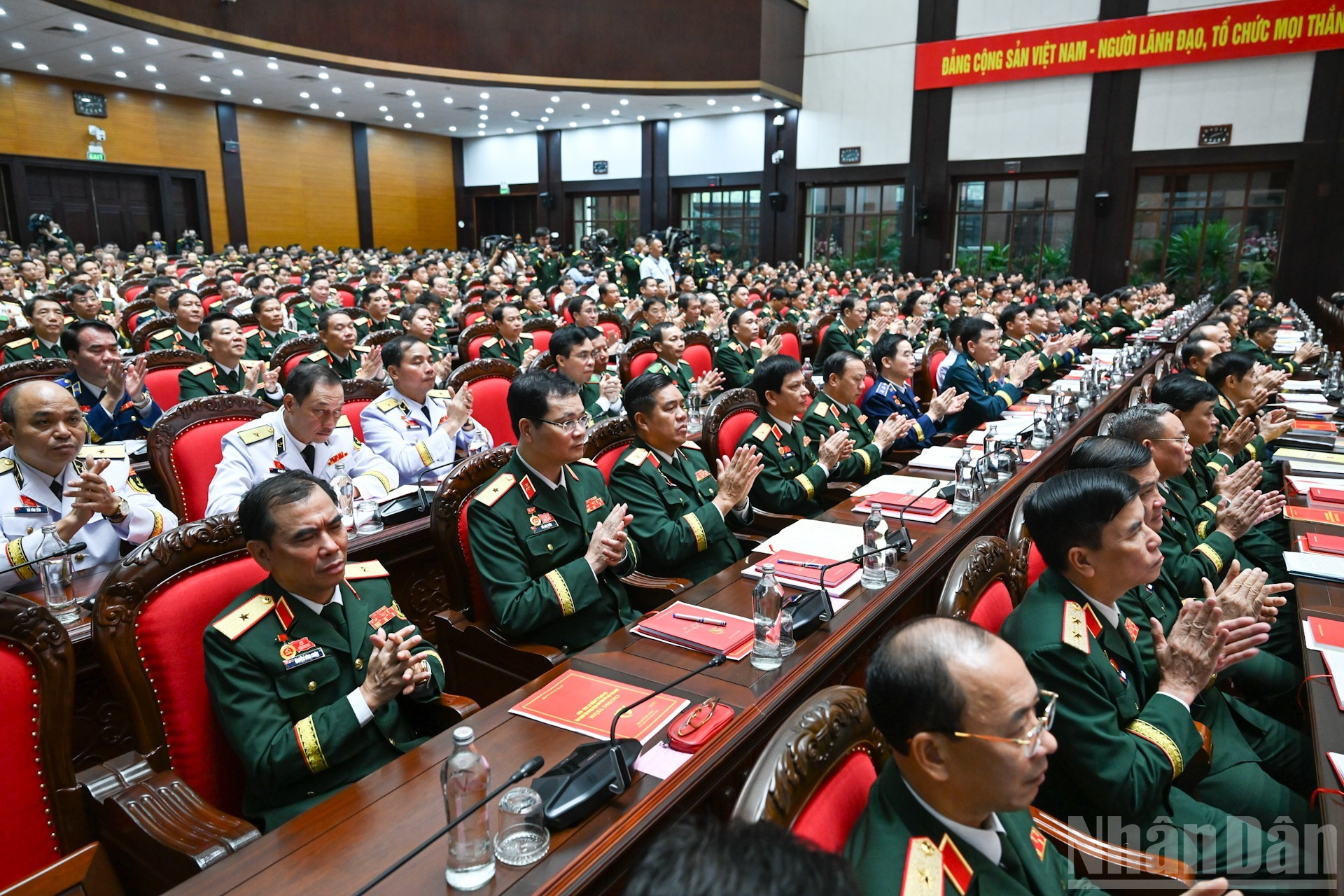 Asistentes a la ceremonia.