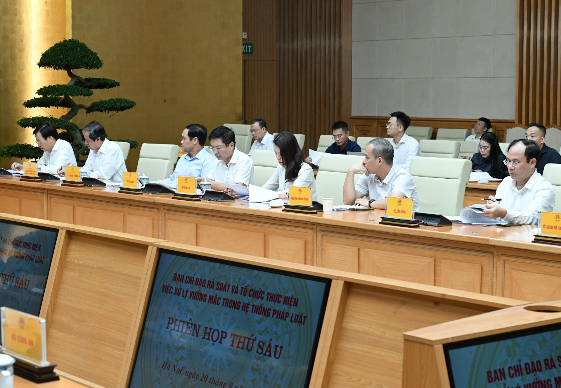 Asistentes a la cita.