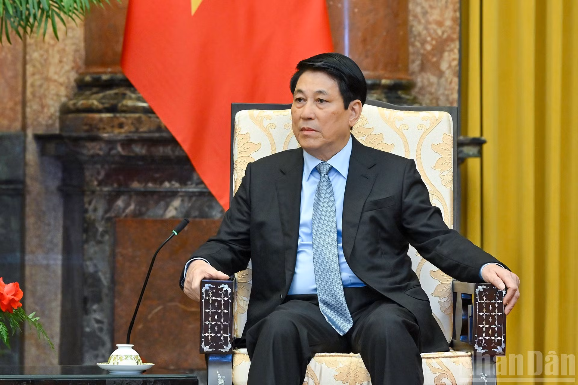 El presidente de Vietnam, Luong Cuong, habla en la cita.