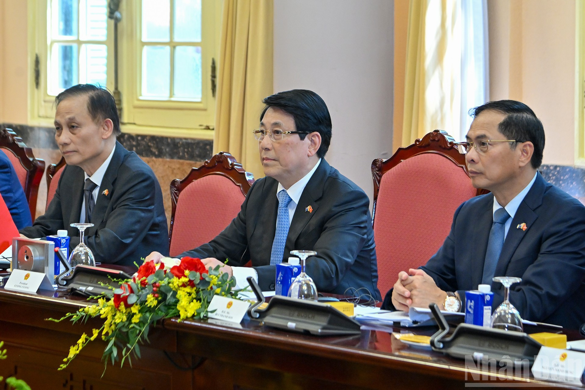 Luong Cuong habla en el evento.