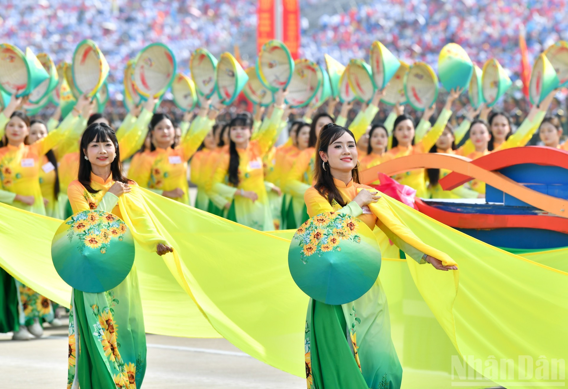 Bloque de mujeres vietnamitas.