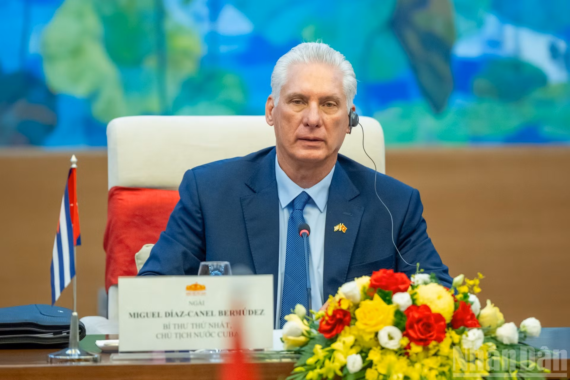 El dirigente cubano habla en el evento.