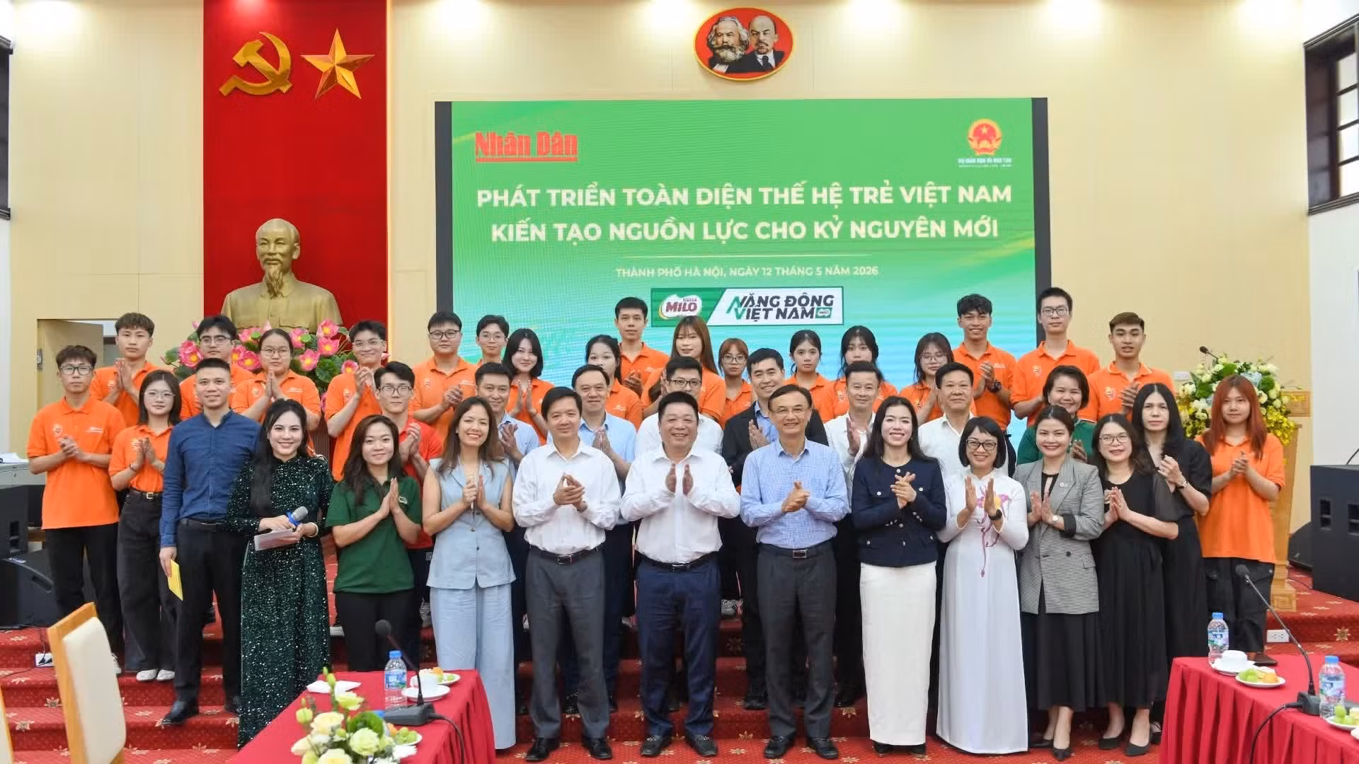 [Foto] Seminario ‘Desarrollo integral de la juventud vietnamita: creación de recursos humanos para la nueva era’