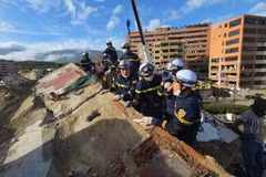 Un edificio de nueve pisos derrumbado en el área asignada al equipo vietnamita. (Foto: Ministerio de Seguridad Pública de Vietnam)