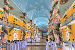 Fieles realizan rituales en la Catedral de Cao Dai en la provincia vietnamita de Tay Ninh. (Foto: vietnamtourism.gov.vn)