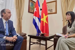 El embajador de Cuba en Vietnam, Rogelio Polanco Fuentes, en la entrevista con la VNA. (Foto: VNA)