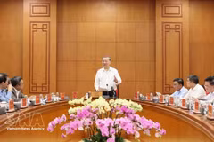 El secretario general del Partido Comunista de Vietnam (PCV) y jefe del Comité Directivo Central para la lucha contra la corrupción, el despilfarro y la negatividad, To Lam, preside una reunión del Comité organizada el 18 de marzo de 2026. (Foto: VNA)