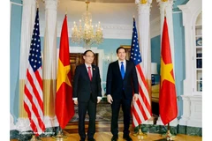 El ministro de Relaciones Exteriores de Vietnam, Le Hoai Trung, (izquierda) y el secretario de Estado de Estados Unidos, Marco Rubio. (Foto: VNA)