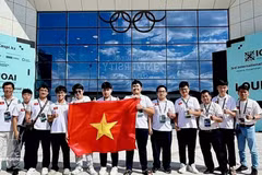 Vietnam obtiene dos medallas de oro en la Olimpiada Internacional de Inteligencia Artificial (IOAI) 2026. (Foto: VNA)