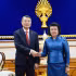 La presidenta de la Asamblea Nacional de Camboya, Khuon Sudary, y el primer ministro vietnamita, Le Minh Hung (Foto: VNA)
