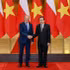 El presidente de la Asamblea Nacional de Vietnam, Tran Thanh Man (derecha), se reúne con el primer ministro de Polonia, Donald Tusk. (Foto: Nhan Dan)