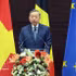 El secretario general del Partido Comunista y presidente de Vietnam, To Lam, pronuncia un discurso en el Instituto Real de Relaciones Internacionales Egmont. (Foto: VNA)