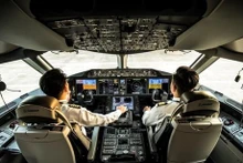 Vietnam Airlines siempre inspecciona y revisa activamente a su personal. (Fuente: Vietnam+)