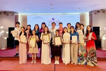 Acto de premiación del concurso de narración de historias en idioma vietnamita, organizado por el Ministerio de Relaciones Exteriores.