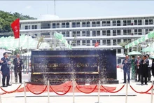 Acto de inauguración del colegio de bachilleres de Ky Son. (Fotografía:VNA)