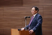 El primer ministro de Vietnam, Pham Minh Chinh, interviene en el Foro empresarial Vietnam-Japón. (Foto: VNA)