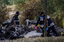 La policía se encuentra en el lugar para investigar la causa del accidente aéreo. (Foto: Malay Mail)