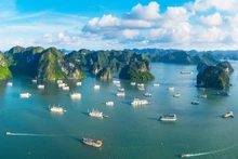 Bahía de Ha Long, uno de los 55 destinos más bellos del mundo