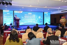 Nguyen Trong Nghia, secretario del Comité Central del PCV y jefe de su Comisión de Comunicación y Educación, habla en la sesión inaugural de la conferencia.