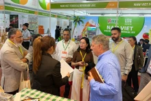 Empresas canadienses asisten a la Exposición Internacional de Industria Alimentaria en Vietnam, celebrada en noviembre de 2023. (Foto: thoidai.com.vn)