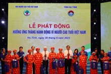 Durante el acto de lanzamiento del Mes de Acción por Personas Mayores de Vietnam. (Foto: VNA)