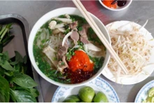 Tres comidas callejeras vietnamitas figuran entre las 50 mejores de Asia