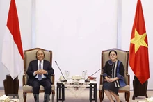 El presidente de Vietnam, Nguyen Xuan Phuc, y la presidenta del Consejo Representativo del Pueblo de Indonesia, Puan Maharani. (Fotografía: VNA)